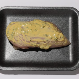 Poitrine de poulet marinée Dijon et échalote