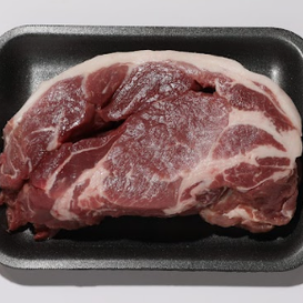 Rôti de porc dans l’épaule
